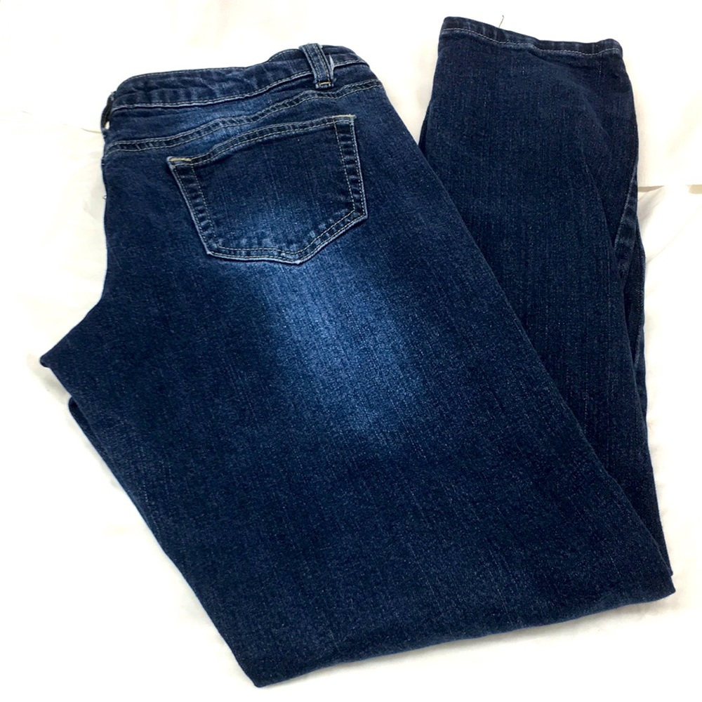 Traffic jeans wear distressed/faded ladies sz 9